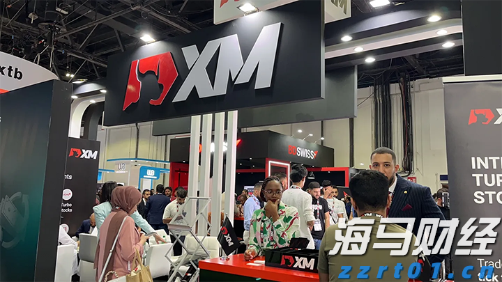 工行合肥颍上路支行暖心服务圈粉客户